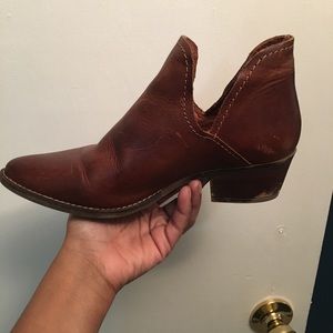 Steve Madden Austin Booties